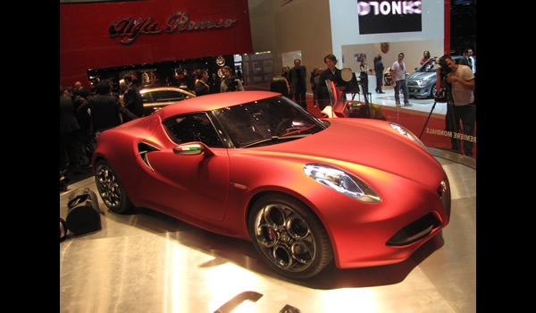 Alfa Romeo 4C Concept 2011  3 4 front